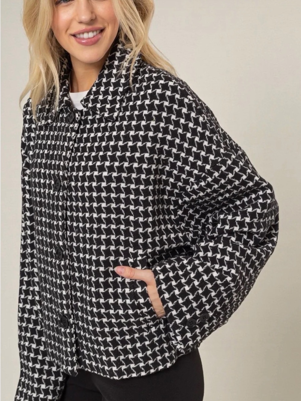 Houndstooth black and white button jacket with pockets